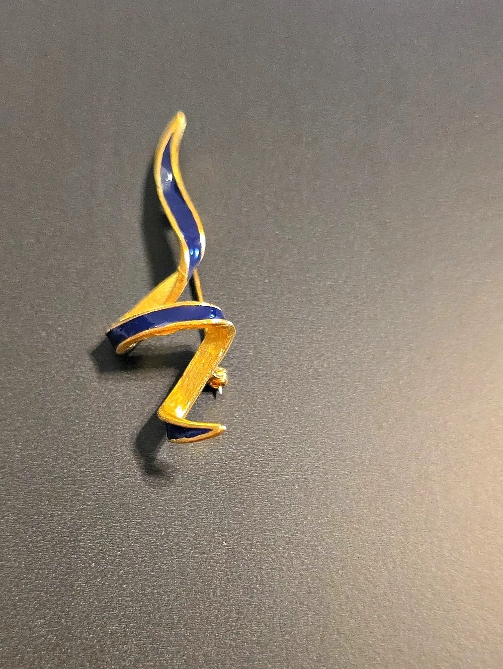 Gold & Blue Abstract Brooch - Picture 3 of 6